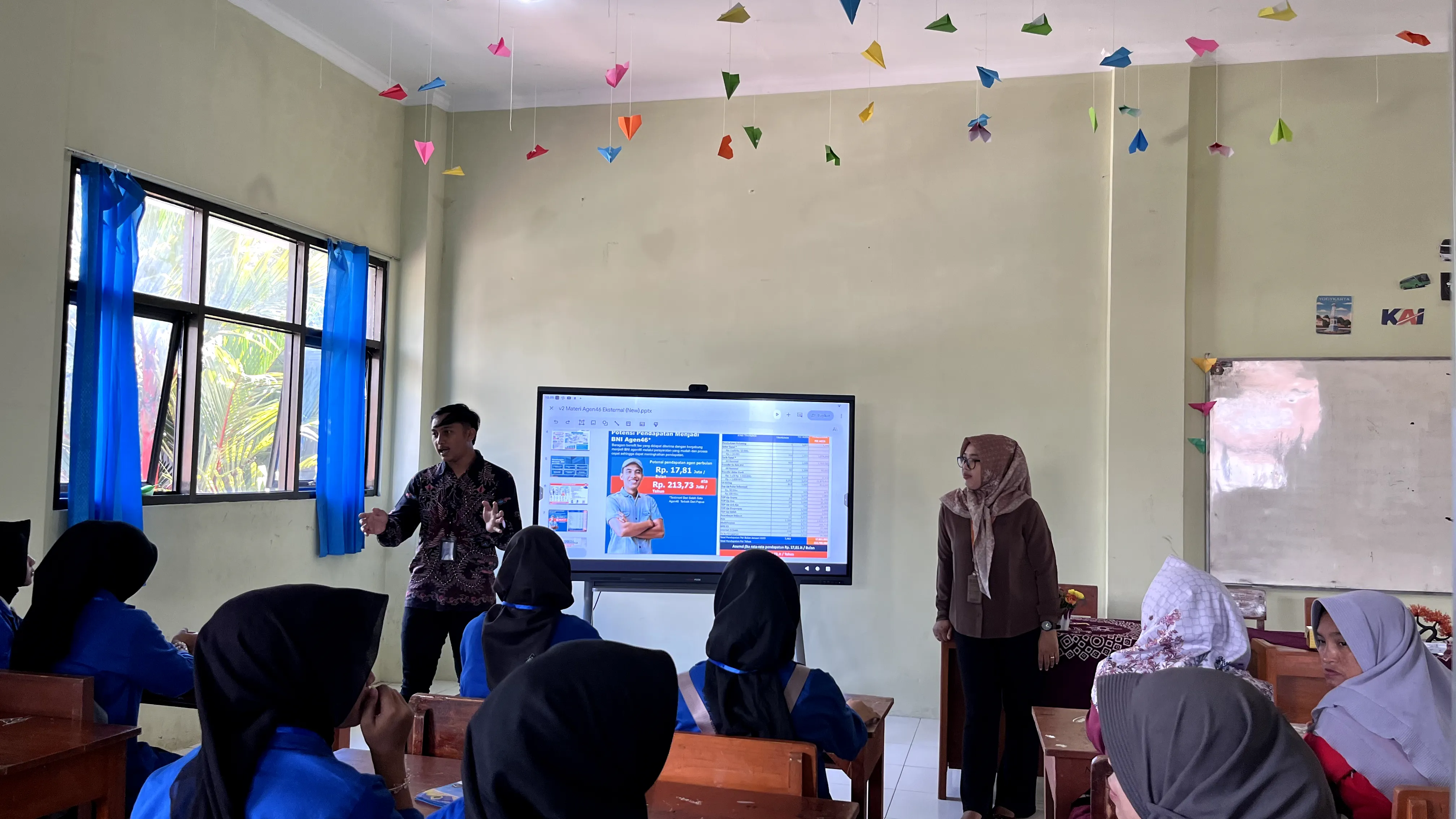Kelas Industri Perbankan & Keuangan Mikro 5